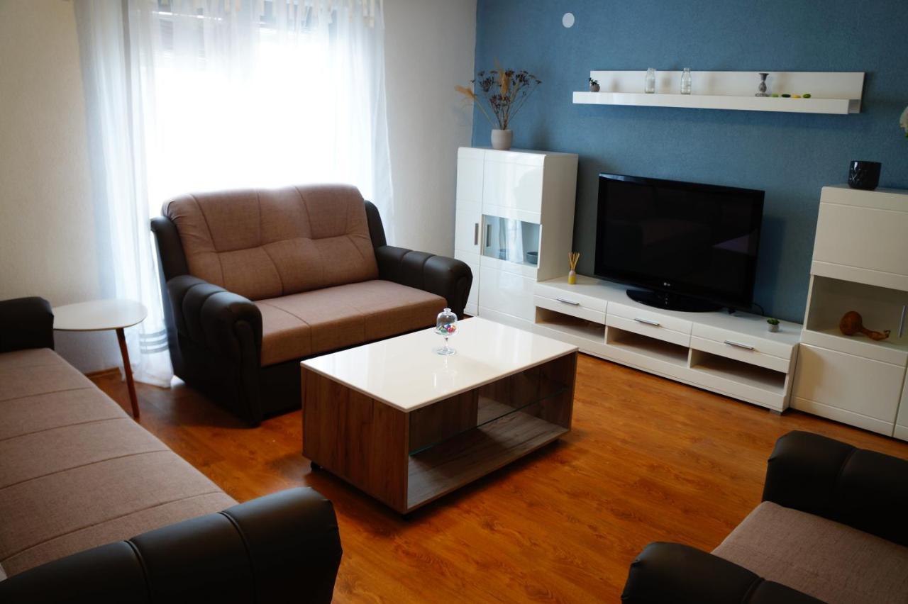 Guest House Lona Golubac Exterior photo